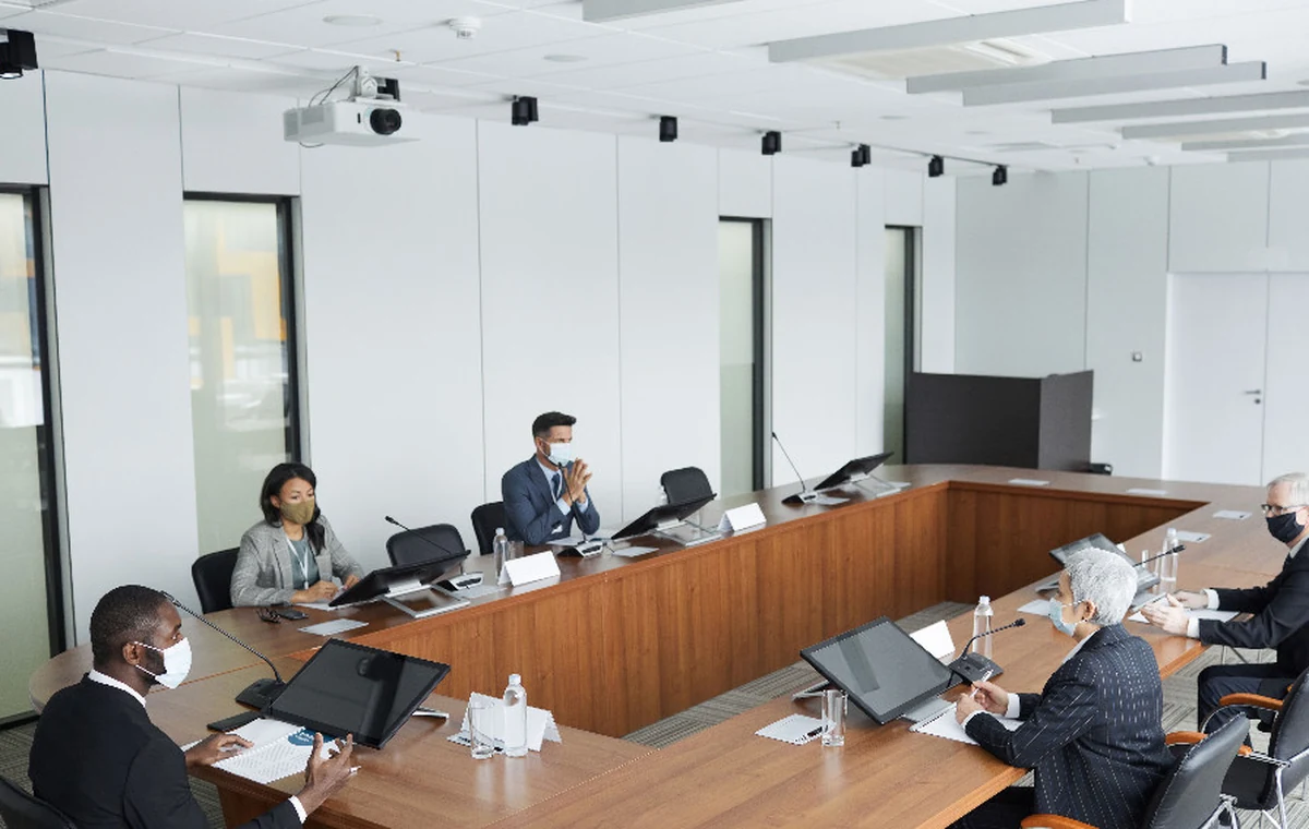 Professional business communication and device workspace